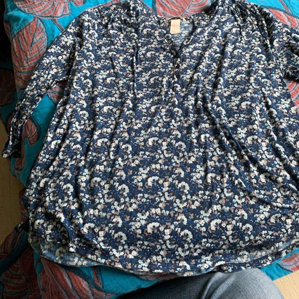 Three quarter length sleeve floral top